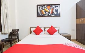 Hotel O New Raj Kamal
